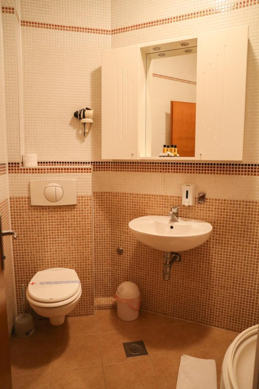 Bed And Breakfast Vijecnica Сараево Экстерьер фото